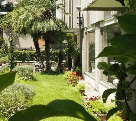 Apartment V House *
