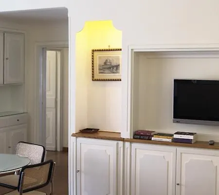 V House * Rome